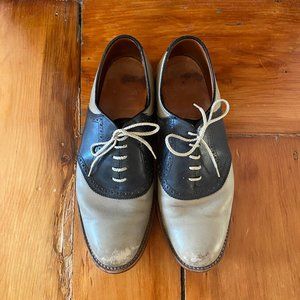 Vintage L.L. Bean Saddle Shoes, size 10.5
